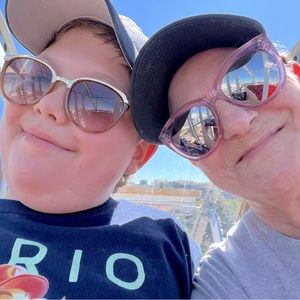 Meet your Posher, Christine